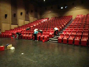 dịch-vụ-giặt-thảm-rạp-chiếu-phim-tại-đồng-nai